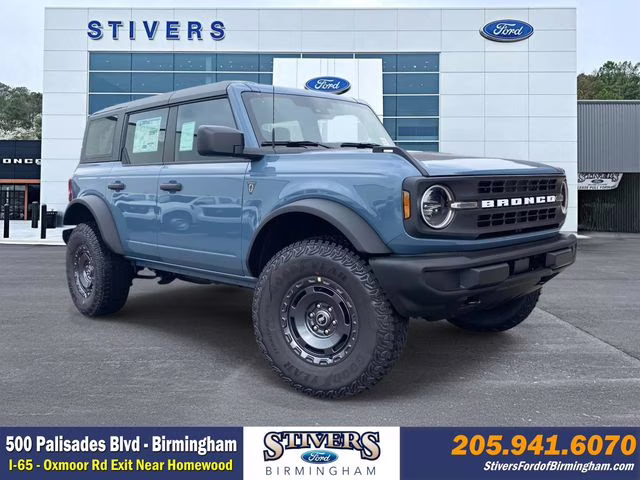 2025 Azure Gray Metallic Ford Bronco Base 4X4 SUV