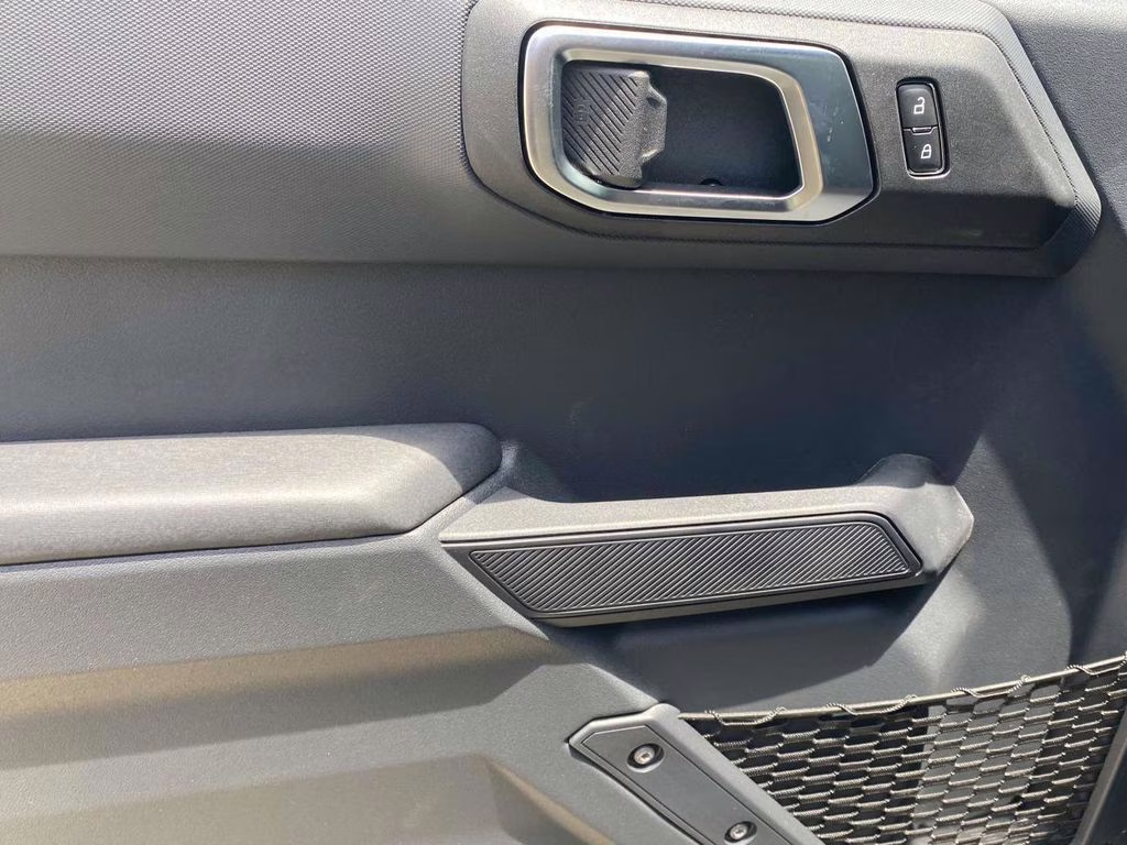 2025 Oxford White Ford Bronco Big Bend 4X4 SUV