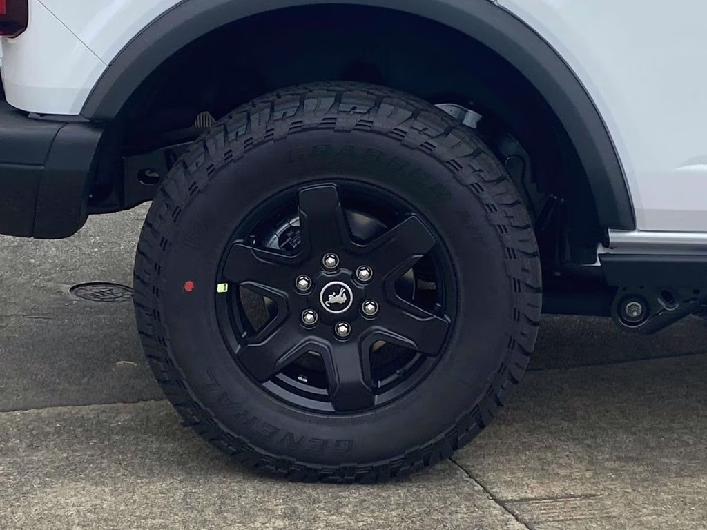 2025 Oxford White Ford Bronco Big Bend 4X4 SUV