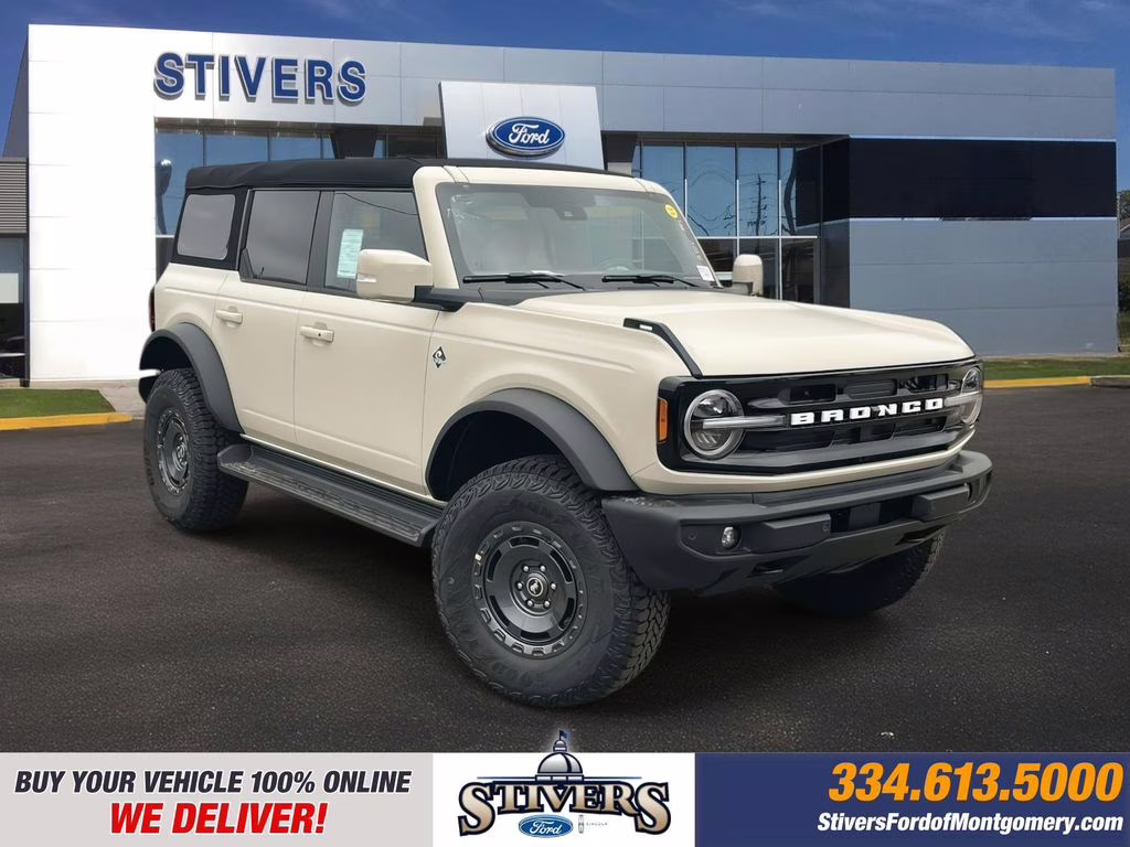 2025 Desert Sand Ford Bronco Outer Banks 4X4 SUV