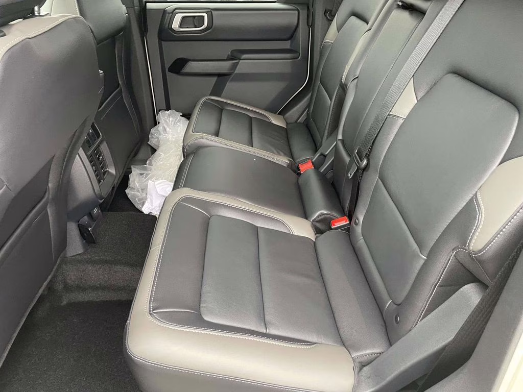 2025 Desert Sand Ford Bronco Outer Banks 4X4 SUV