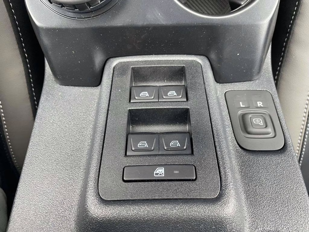 2025 Desert Sand Ford Bronco Outer Banks 4X4 SUV