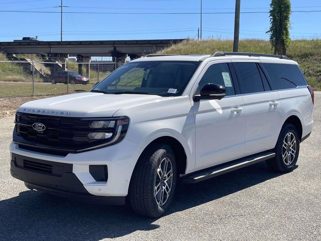 2025 Star White Metallic Tri-Coat Ford Expedition Max ACTIVE RWD SUV