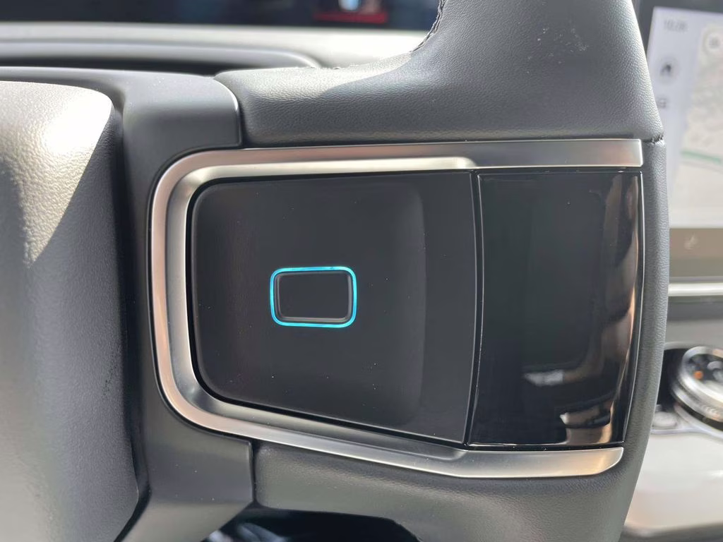 2026 Space Silver Metallic Ford Expedition Max Active RWD SUV