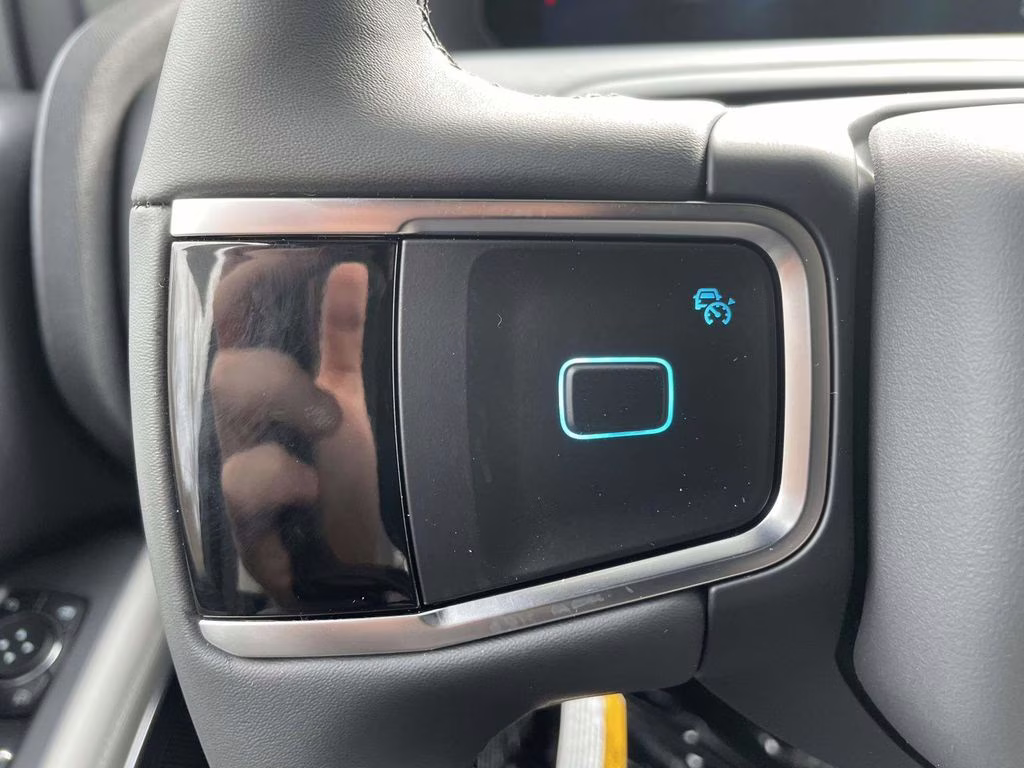 2026 Star White Metallic Tri-Coat Ford Expedition Max Active RWD SUV