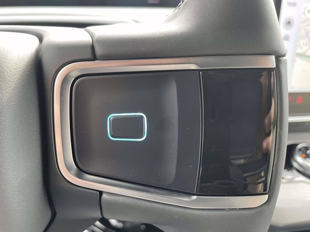 2026 Star White Metallic Tri-Coat Ford Expedition Max Active RWD SUV