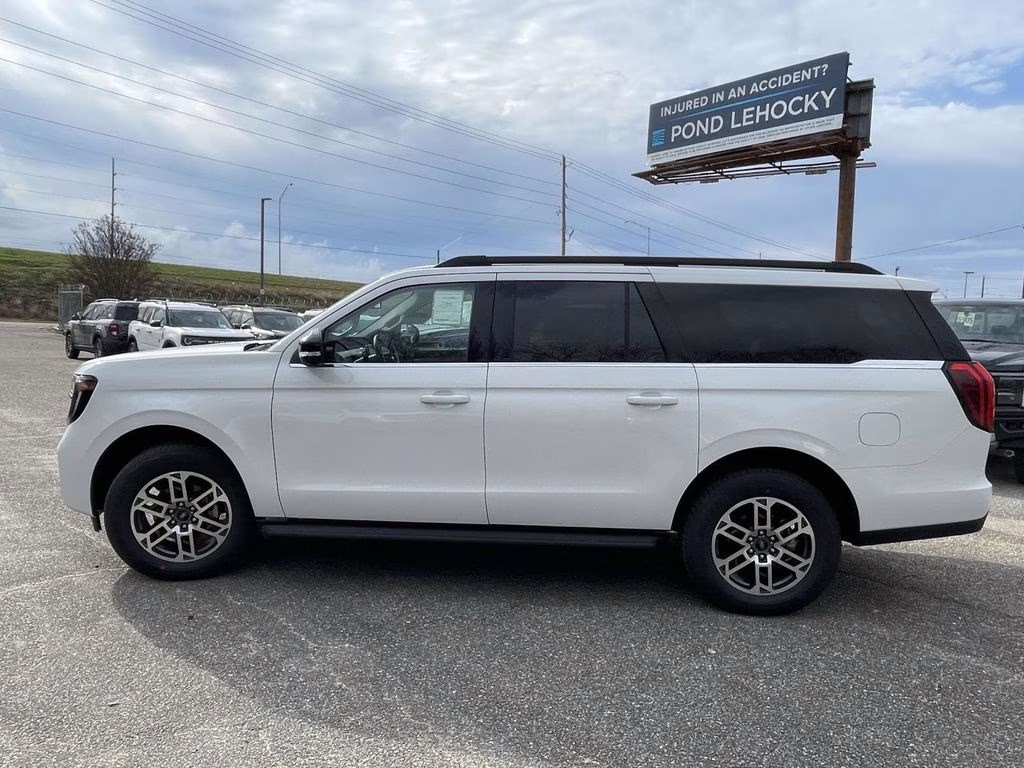 2026 Star White Metallic Tri-Coat Ford Expedition Max Active RWD SUV