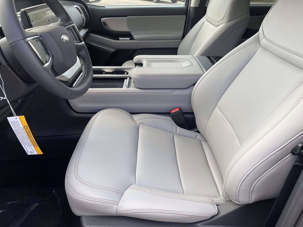 2025 Glacier Gray Metallic TriCoat Ford Expedition Max ACTIVE RWD SUV