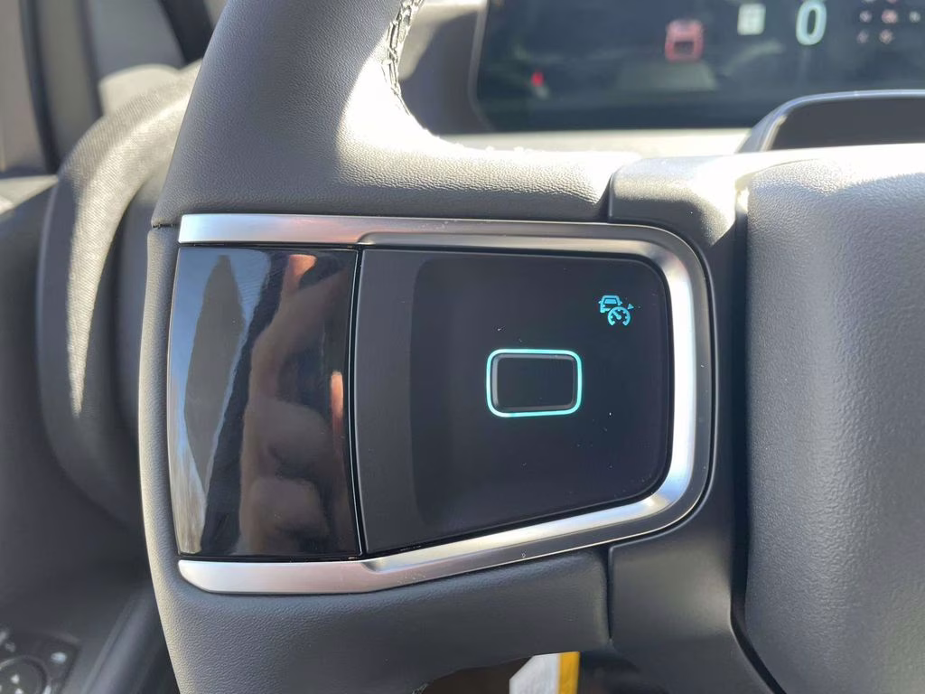 2026 Space Silver Metallic Ford Expedition Active RWD SUV