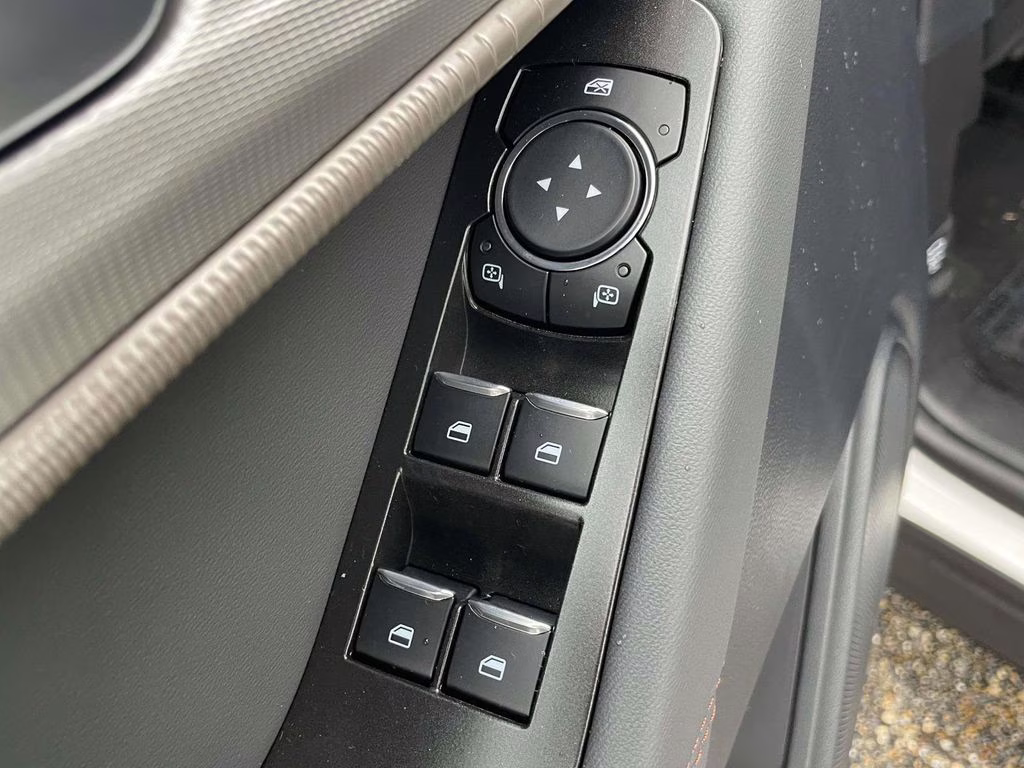 2026 Star White Metallic Tri-Coat Ford Explorer Active RWD SUV