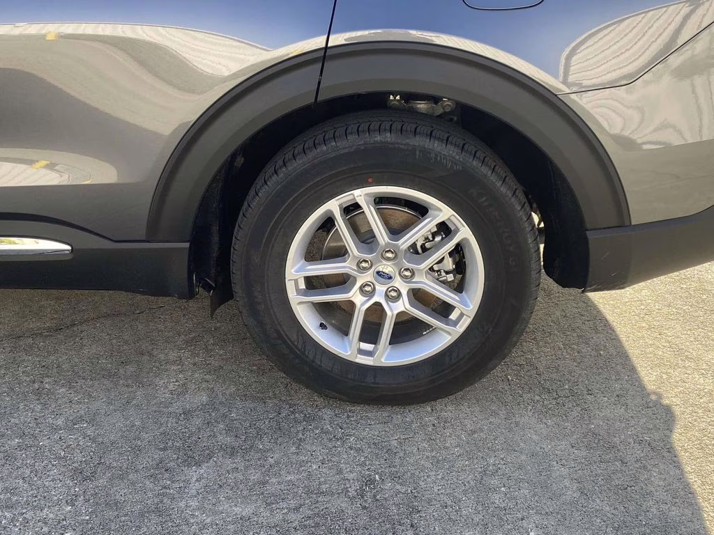 2025 Carbonized Gray Metallic Ford Explorer Active RWD SUV