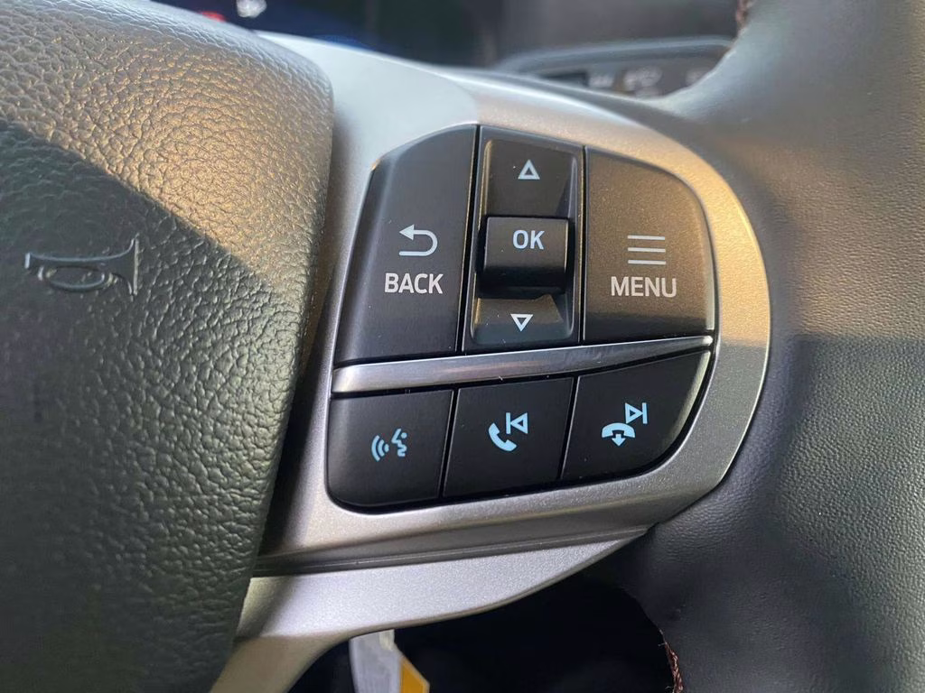 2025 Carbonized Gray Metallic Ford Explorer Active RWD SUV