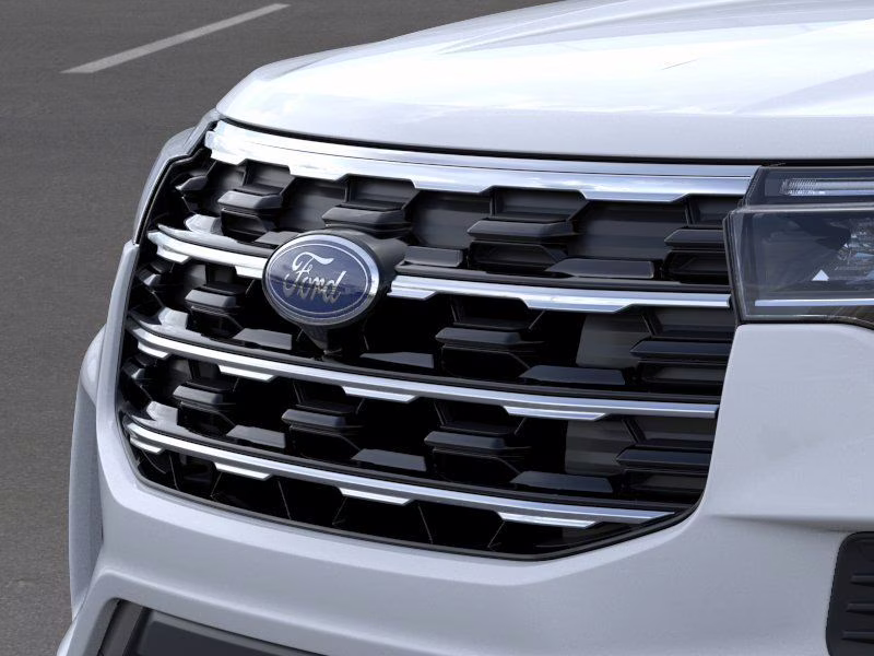 2026 Space White Metallic Ford Explorer Active RWD SUV