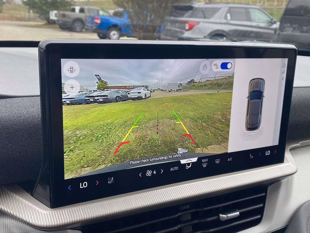 2026 Star White Metallic Tri-Coat Ford Explorer Active RWD SUV