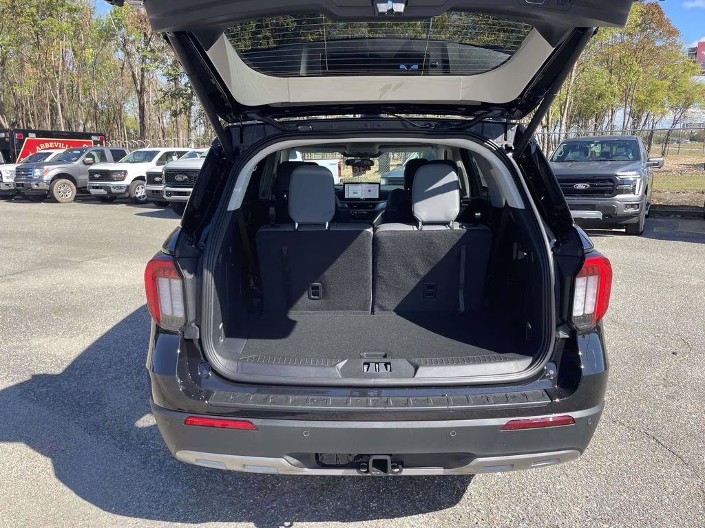 2026 Agate Black Metallic Ford Explorer Active RWD SUV