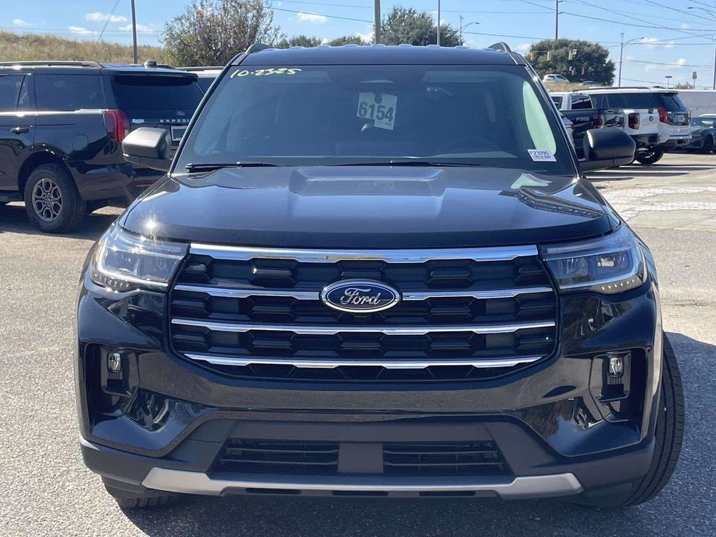 2026 Agate Black Metallic Ford Explorer Active RWD SUV