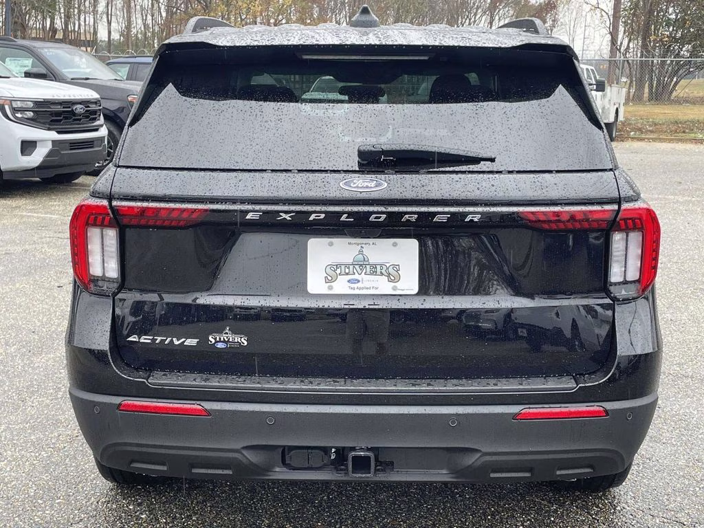 2026 Agate Black Metallic Ford Explorer Active RWD SUV