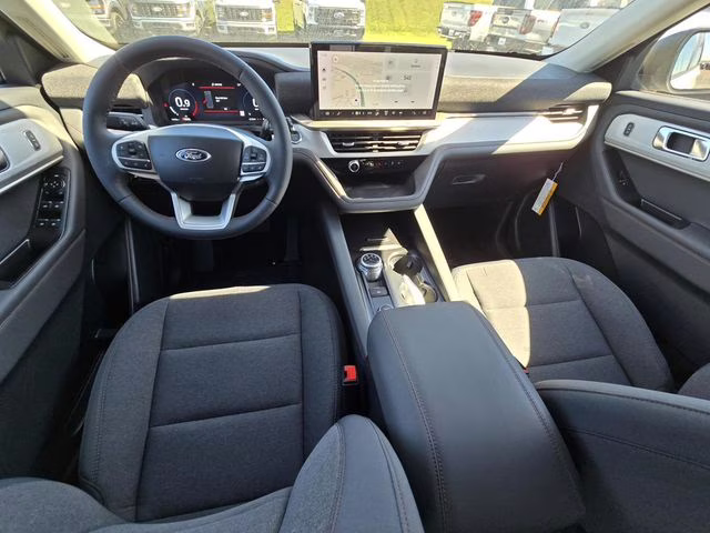 2025 Black Metallic Ford Explorer Active RWD SUV