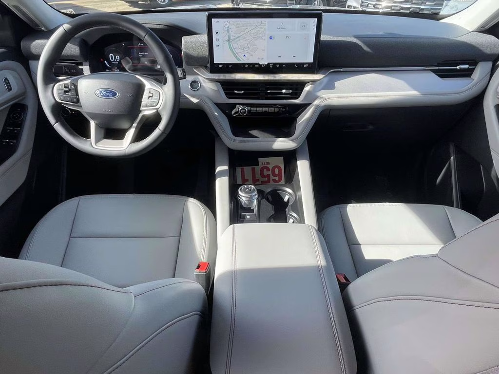 2026 Agate Black Metallic Ford Explorer Active RWD SUV