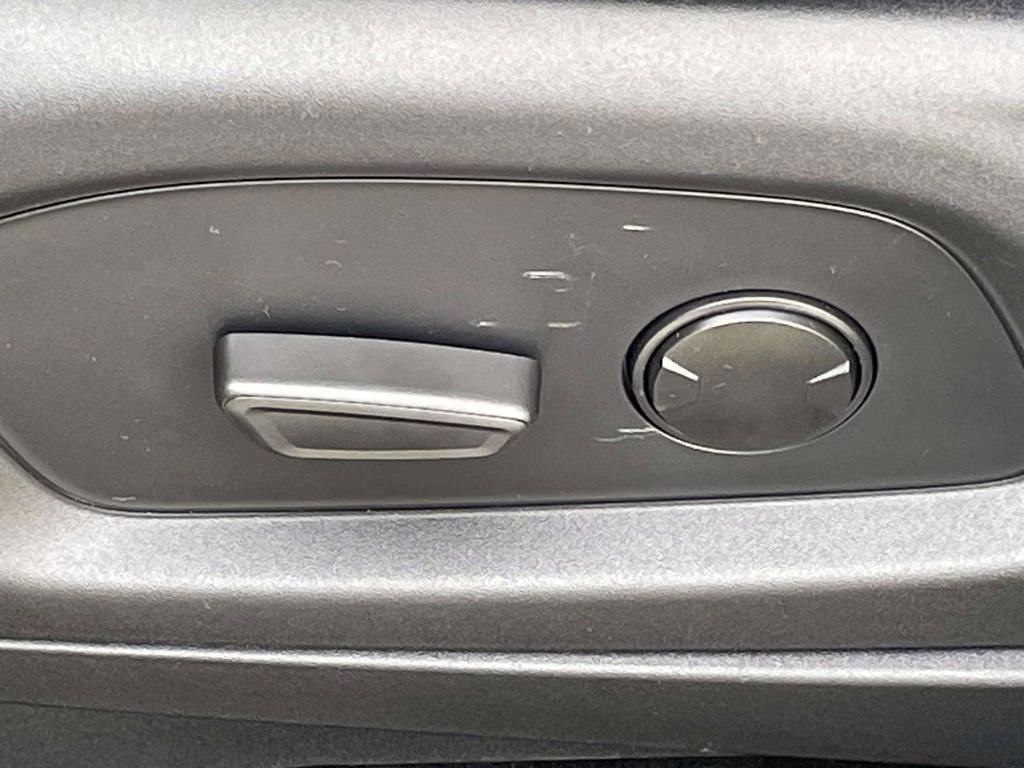 2026 Agate Black Metallic Ford Explorer Active RWD SUV