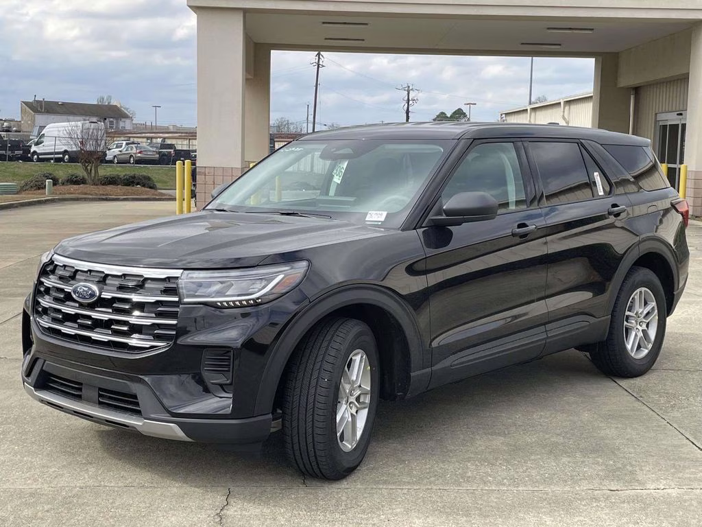 2026 Agate Black Metallic Ford Explorer Active RWD SUV