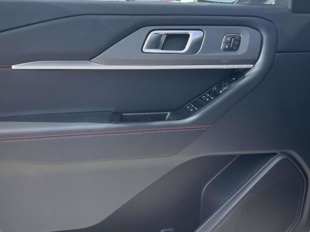 2026 Space White Metallic Ford Explorer ST-Line RWD SUV