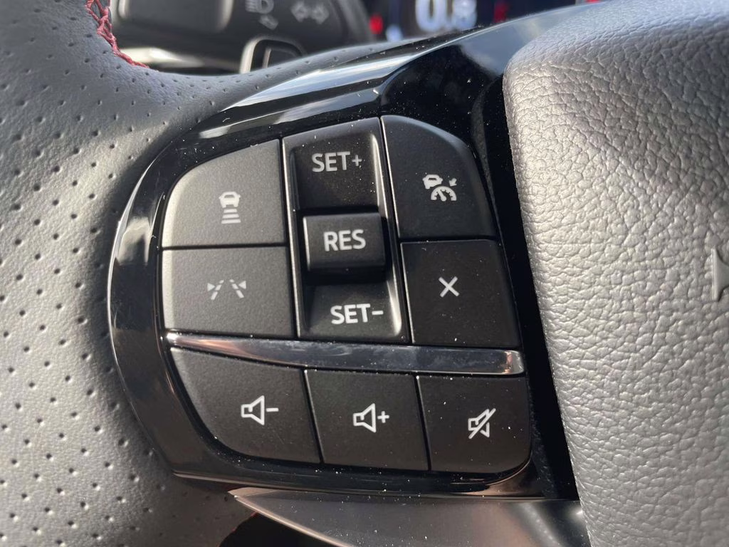 2026 Star White Metallic Tri-Coat Ford Explorer ST 4X4 SUV