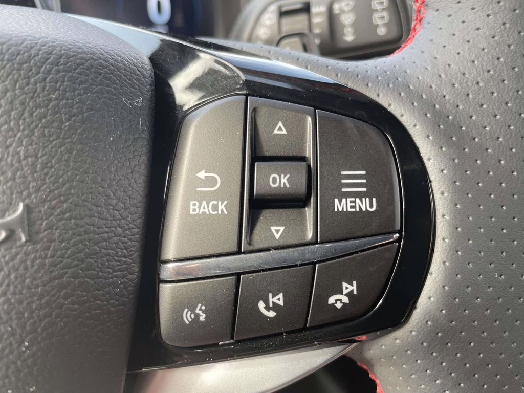 2026 Star White Metallic Tri-Coat Ford Explorer ST 4X4 SUV