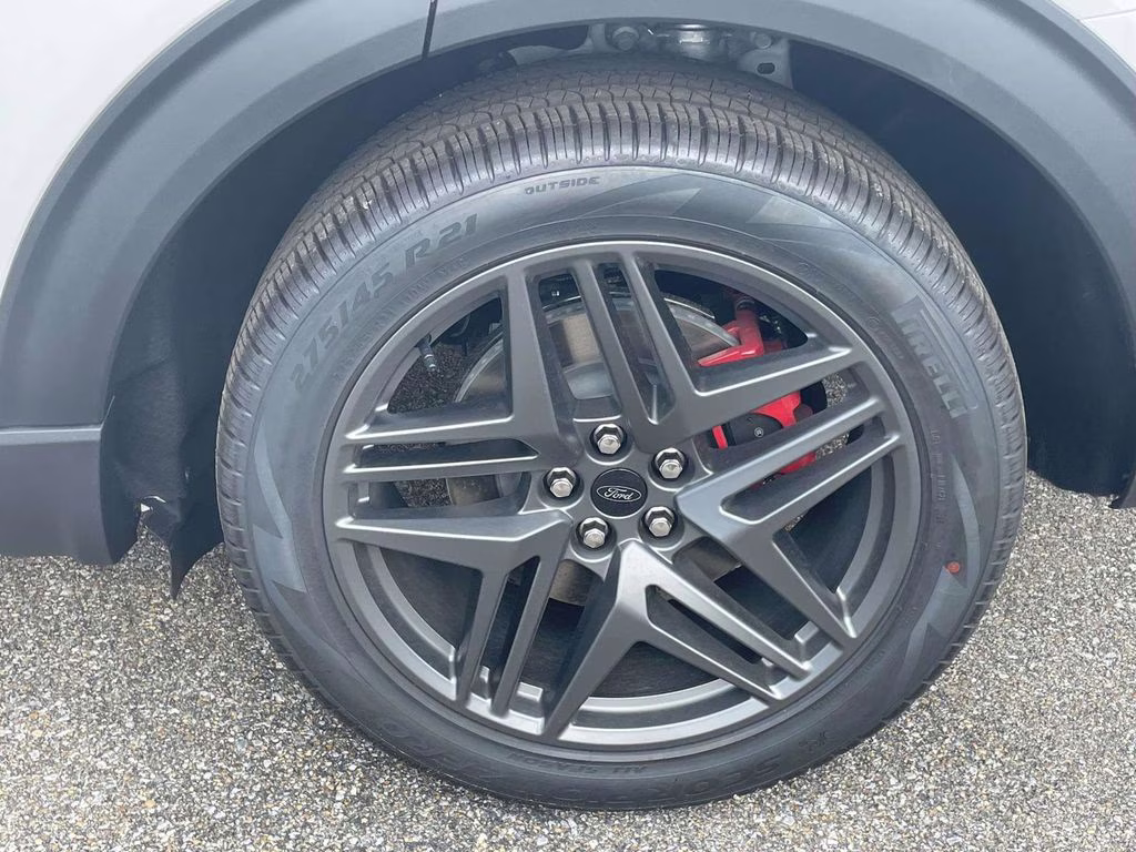 2026 Star White Metallic Tri-Coat Ford Explorer ST 4X4 SUV