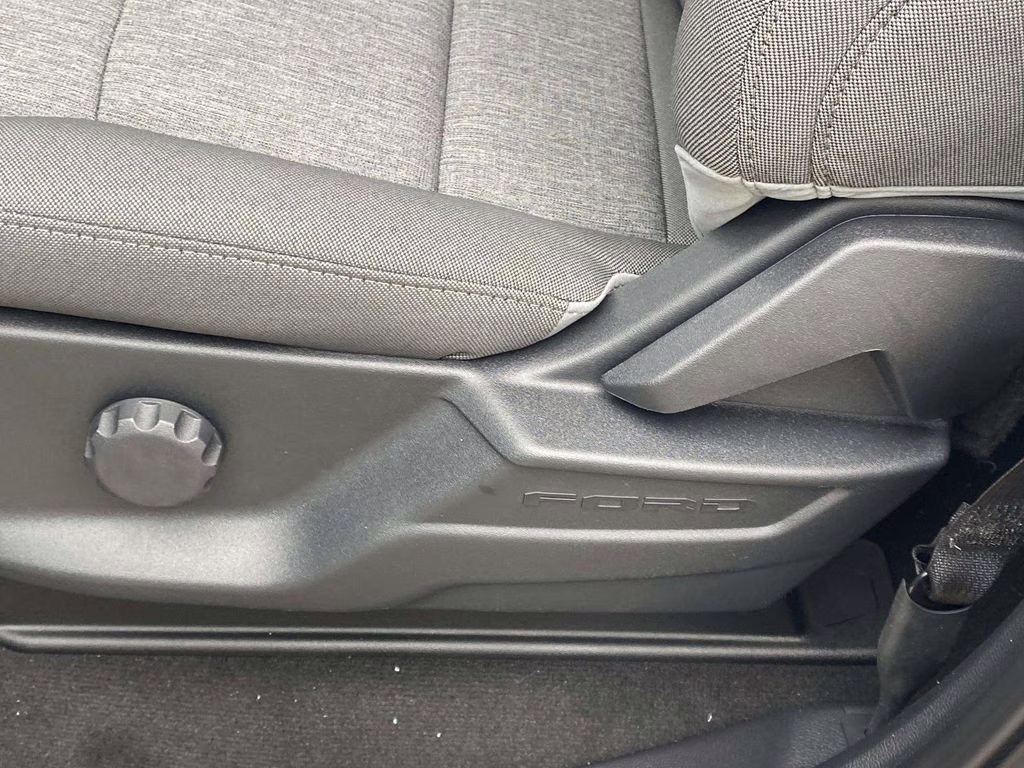 2026 Avalanche Ford Super Duty F-250 SRW XL 4X4 Truck