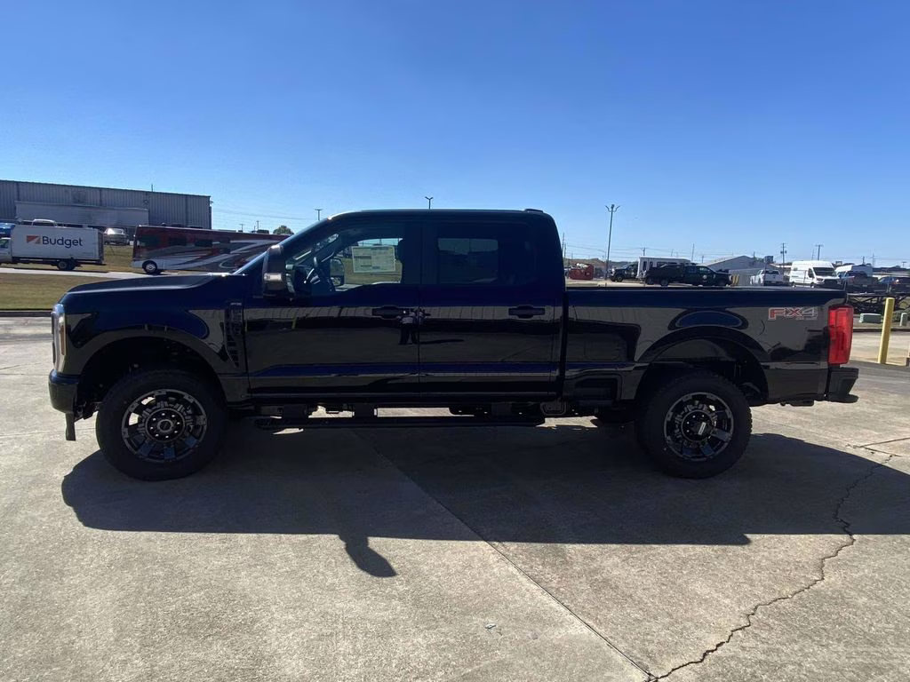 2026 Agate Black Metallic Ford Super Duty F-250 SRW XL 4X4 Truck