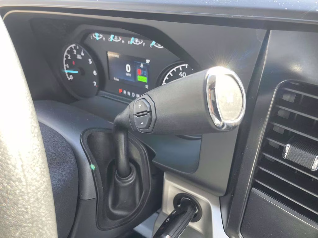 2026 Oxford White Ford Super Duty F-250 SRW XL 4X4 Truck