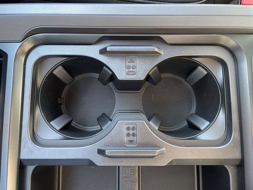 2026 Oxford White Ford Super Duty F-250 SRW Lariat 4X4 Truck