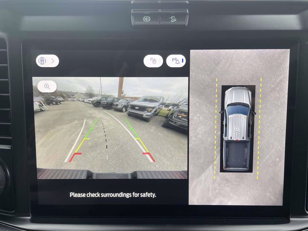 2026 Star White Metallic Tri-Coat Ford Super Duty F-250 SRW Platinum 4X4 Truck