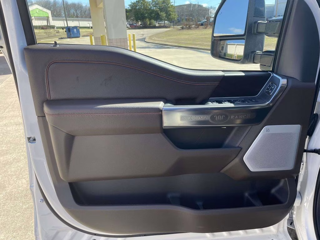 2026 Star White Metallic Tri-Coat Ford Super Duty F-350 SRW King Ranch 4X4 Truck