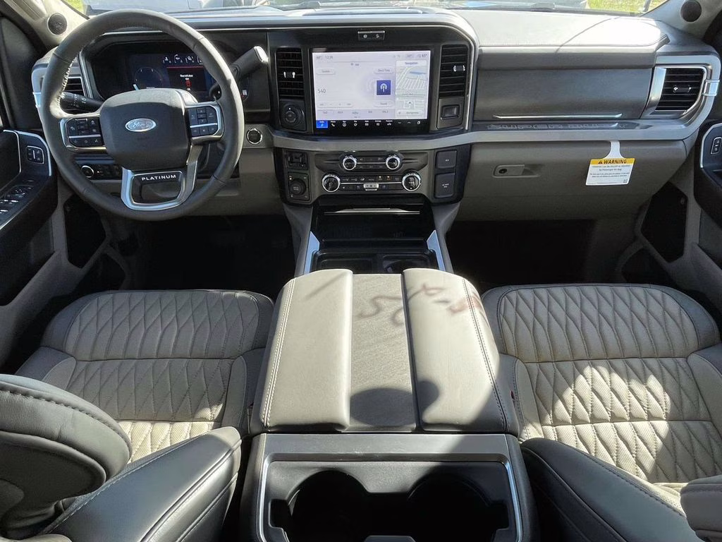 2026 Agate Black Metallic Ford Super Duty F-350 SRW Platinum 4X4 Truck