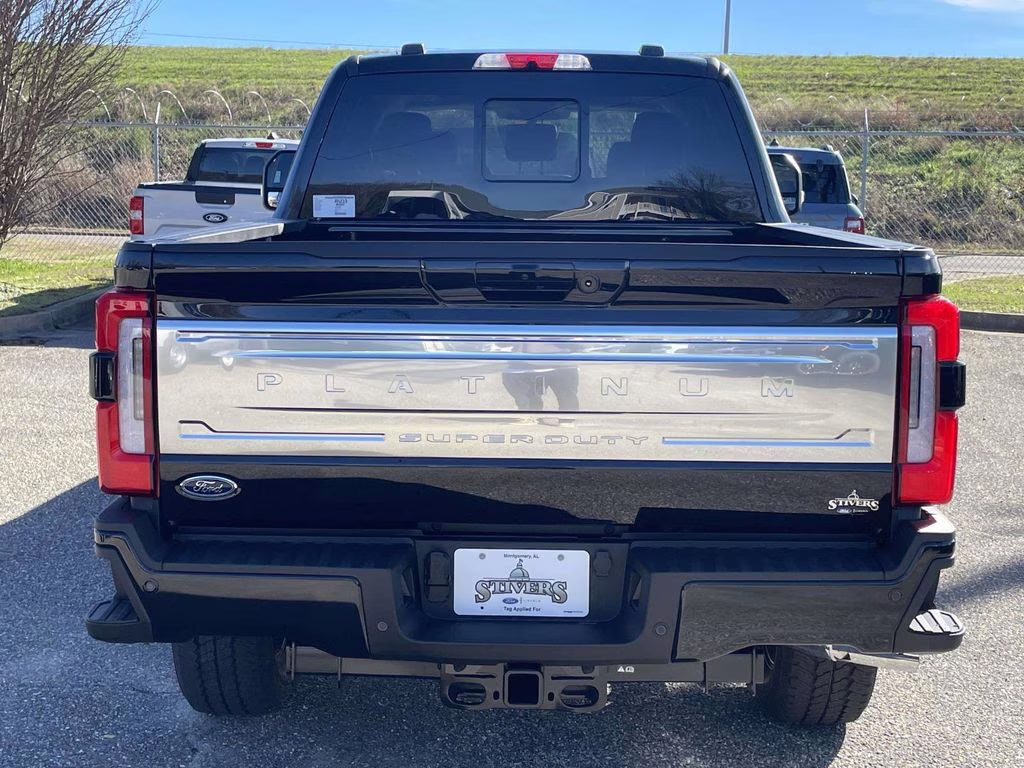 2026 Agate Black Metallic Ford Super Duty F-350 SRW Platinum 4X4 Truck