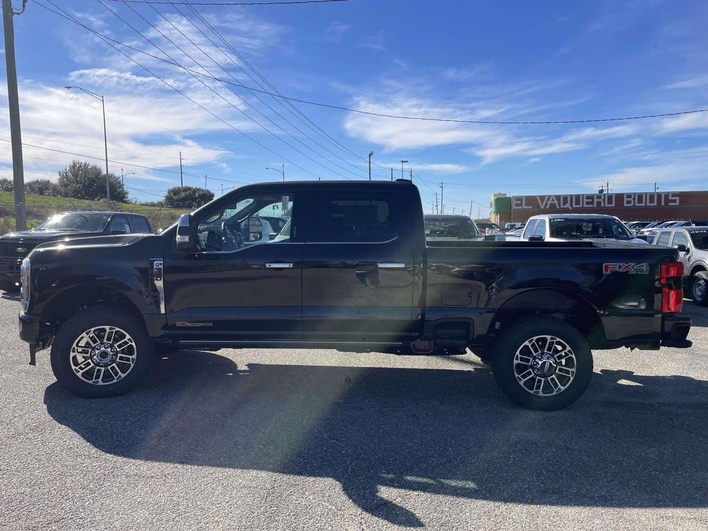 2026 Agate Black Metallic Ford Super Duty F-350 SRW Platinum 4X4 Truck