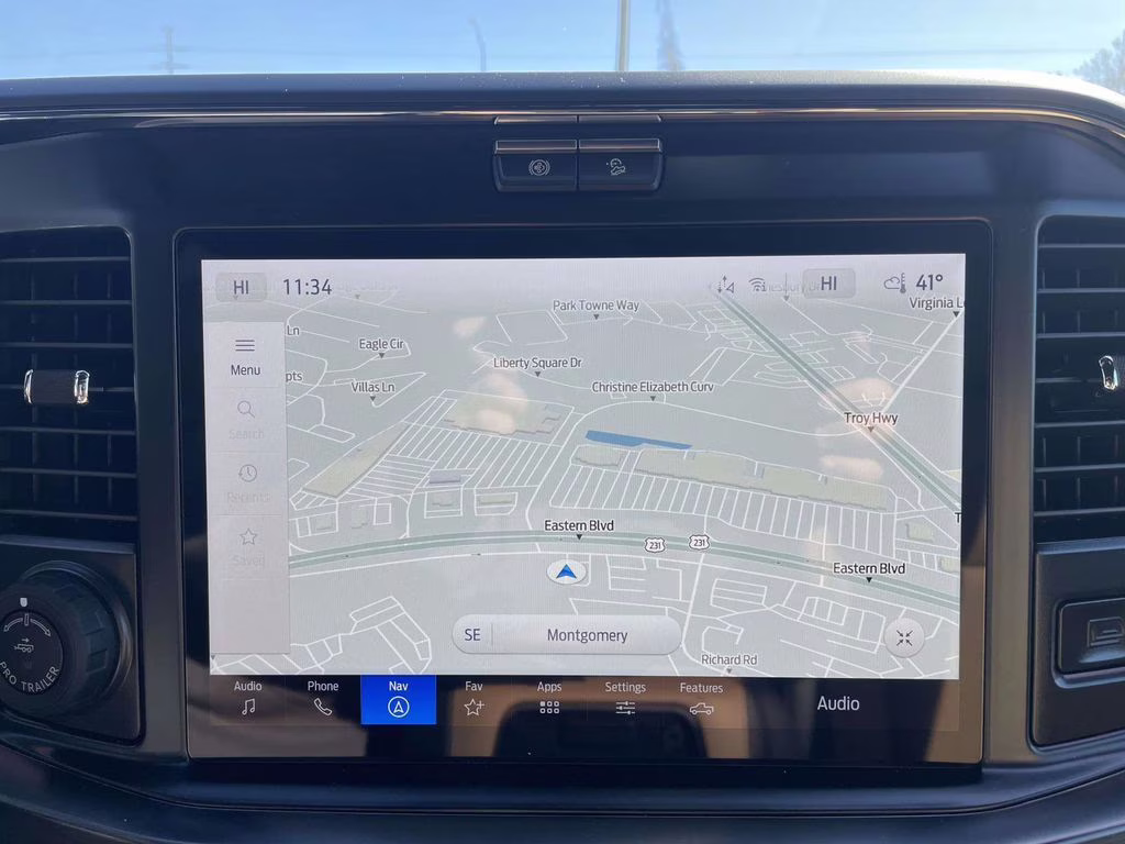 2026 Star White Metallic Tri-Coat Ford Super Duty F-350 SRW Lariat 4X4 Truck