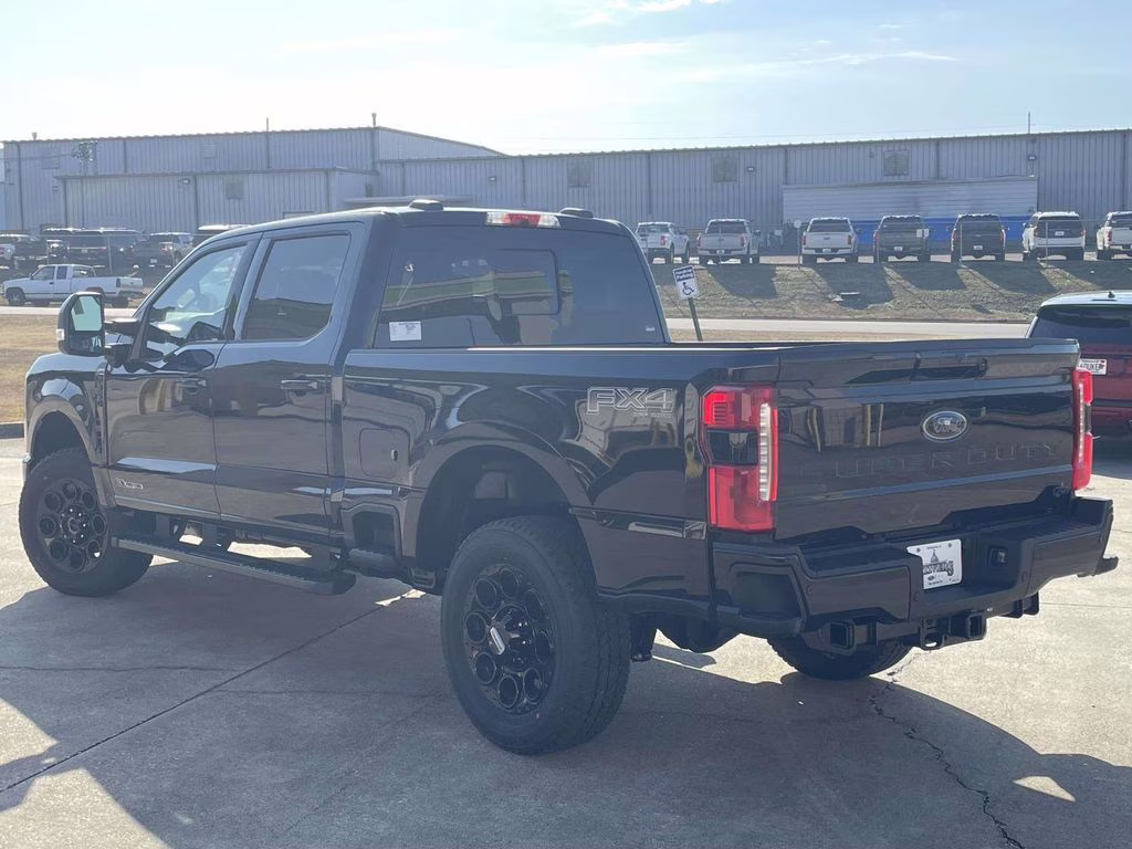 2026 Agate Black Metallic Ford Super Duty F-350 SRW Lariat 4X4 Truck