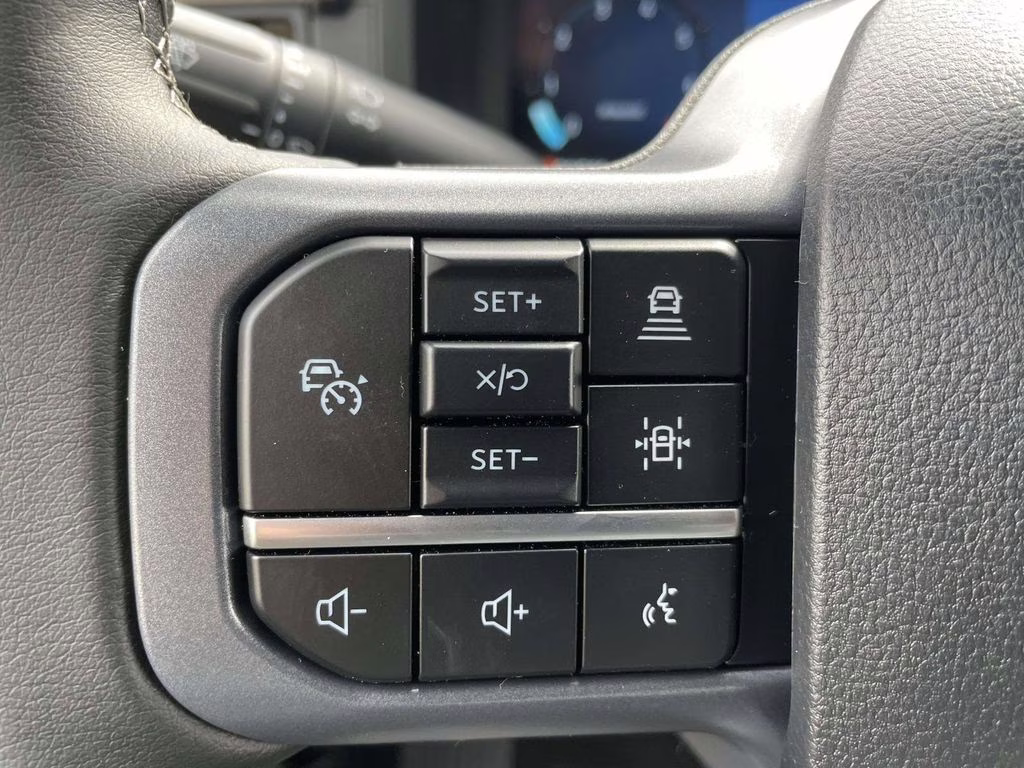 2026 Oxford White Ford F-150 XLT 4X4 Truck