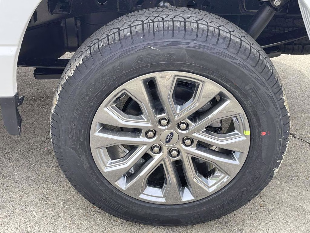 2026 Oxford White Ford F-150 XLT 4X4 Truck