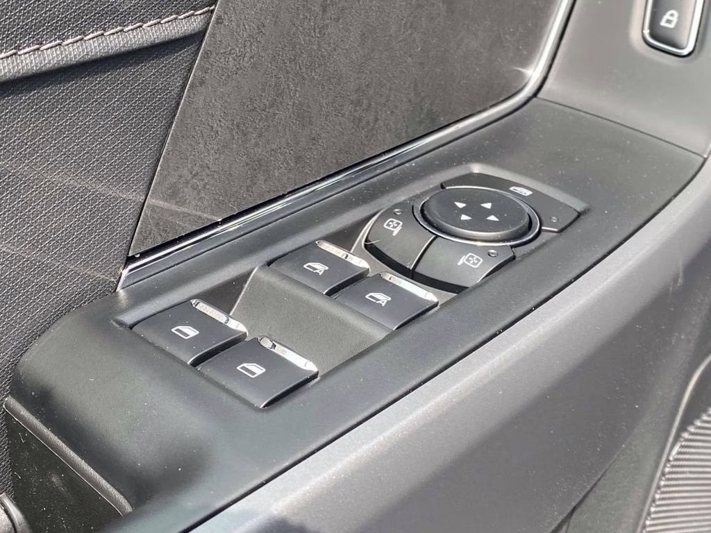 2025 Black Metallic Ford F-150 XLT 4X4 Truck