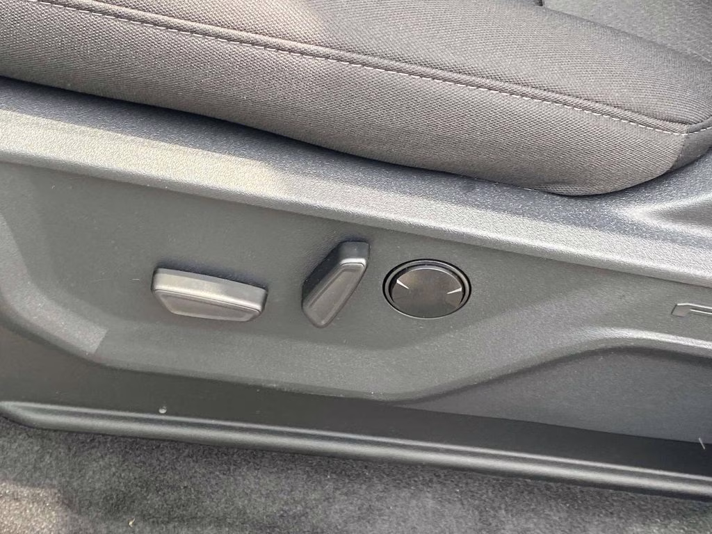 2025 Black Metallic Ford F-150 XLT 4X4 Truck