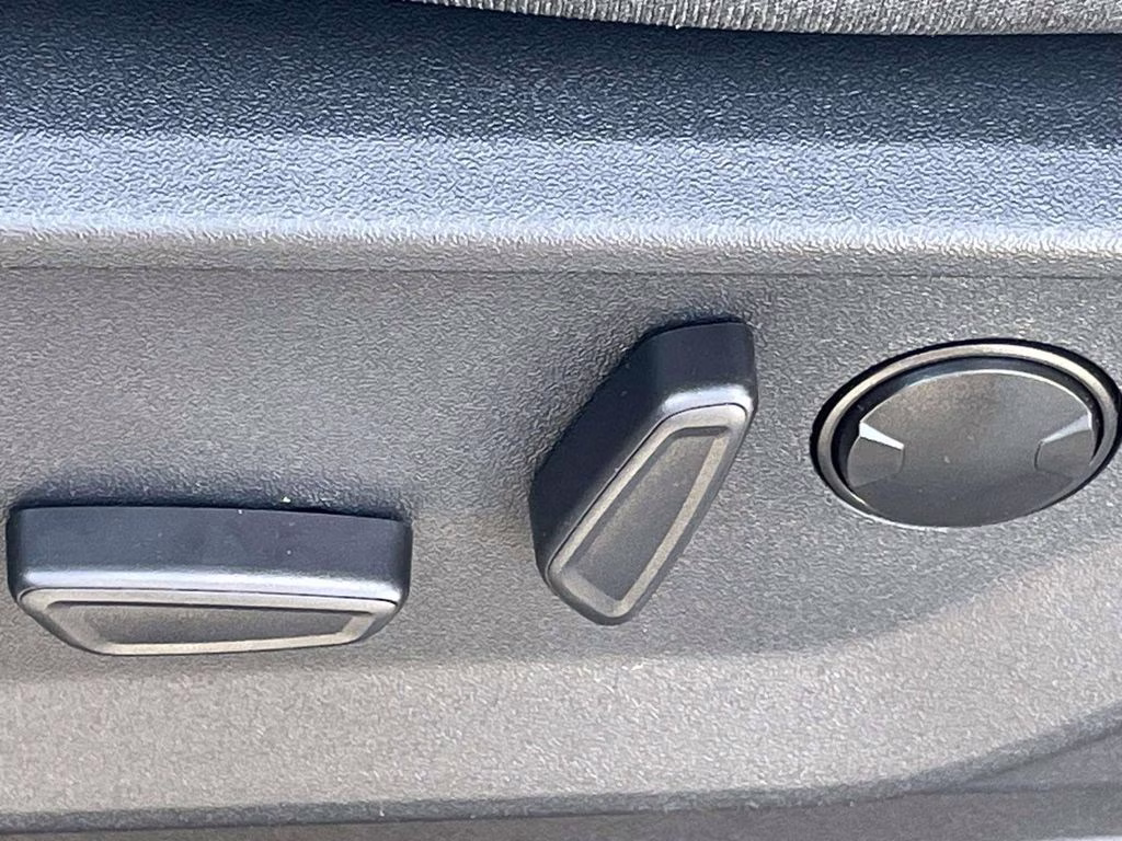 2026 Oxford White Ford F-150 XLT 4X4 Truck