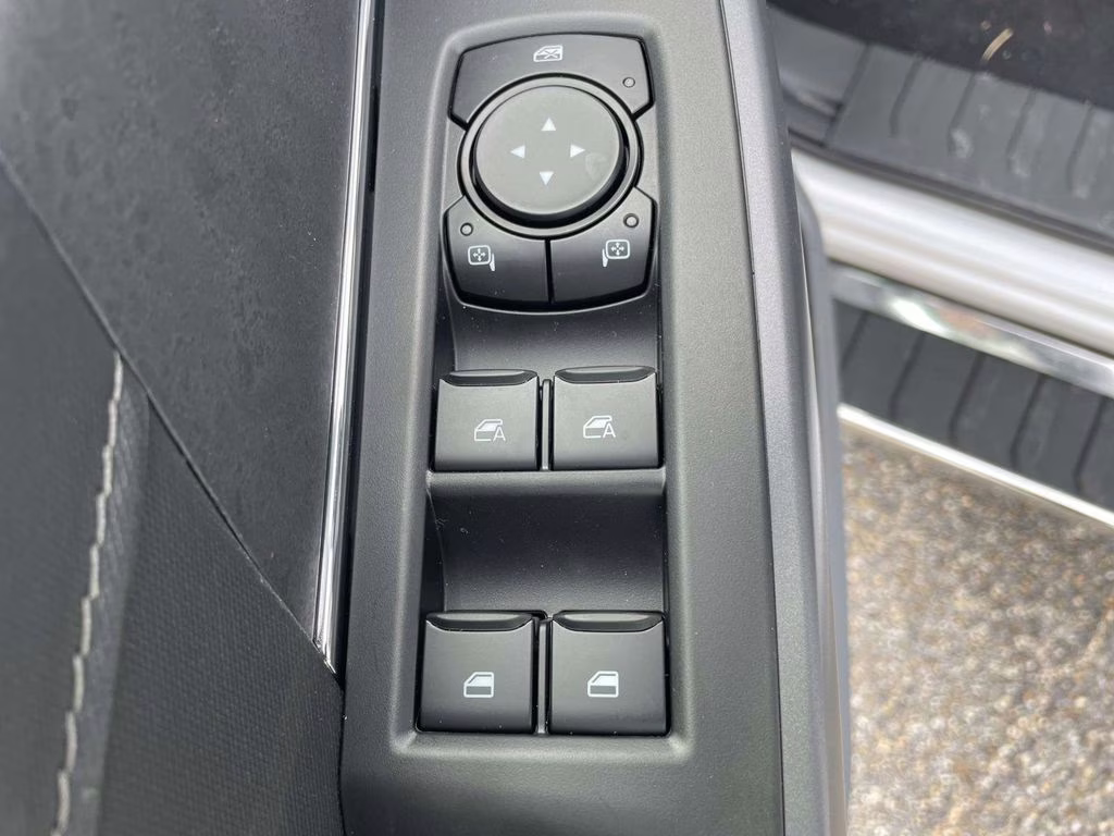 2026 Oxford White Ford F-150 XLT 4X4 Truck