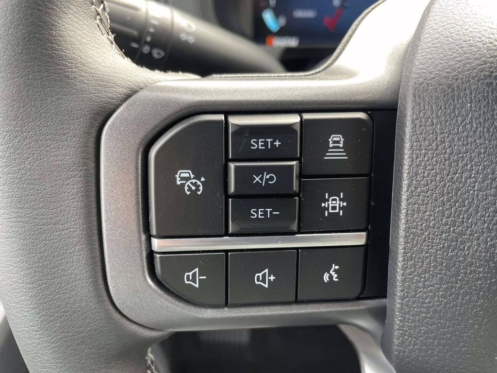 2026 Oxford White Ford F-150 XLT 4X4 Truck