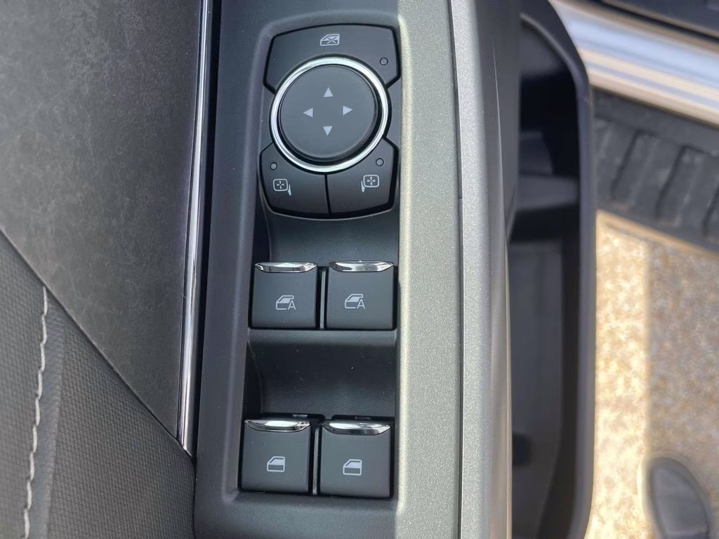 2025 Iconic Silver Metallic Ford F-150 XLT 4X4 Truck