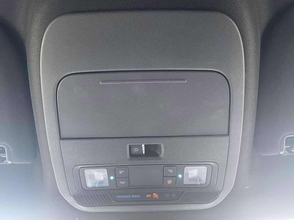 2025 Iconic Silver Metallic Ford F-150 XLT 4X4 Truck