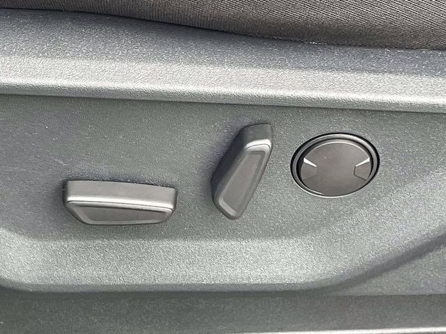 2025 Black Metallic Ford F-150 XLT 4X4 Truck